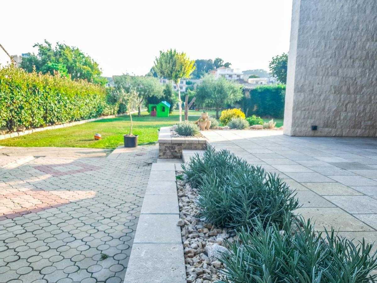 Lacasa Apartments & Restaurant أولتْسي المظهر الخارجي الصورة