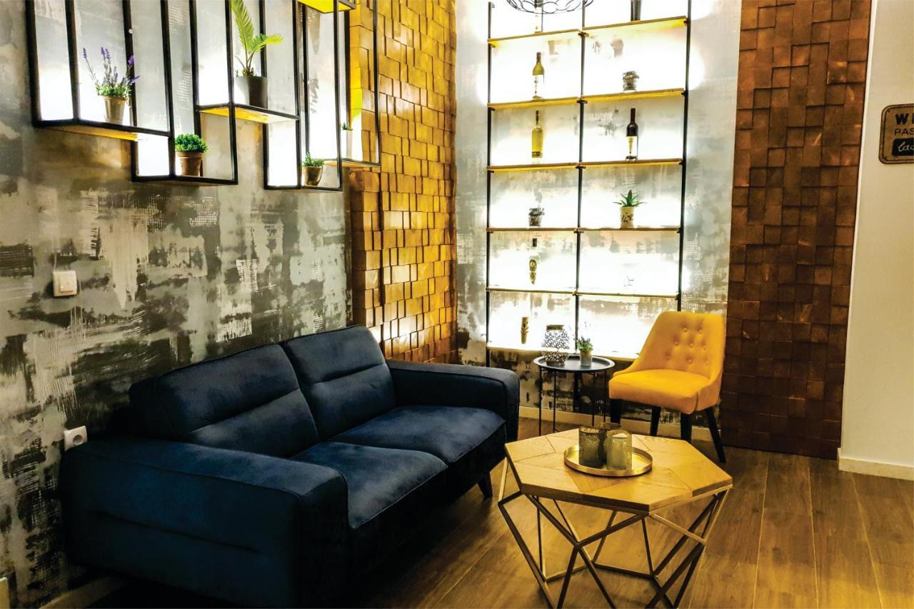 Lacasa Apartments & Restaurant أولتْسي المظهر الخارجي الصورة