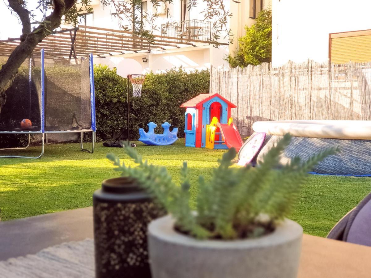 Lacasa Apartments & Restaurant أولتْسي المظهر الخارجي الصورة