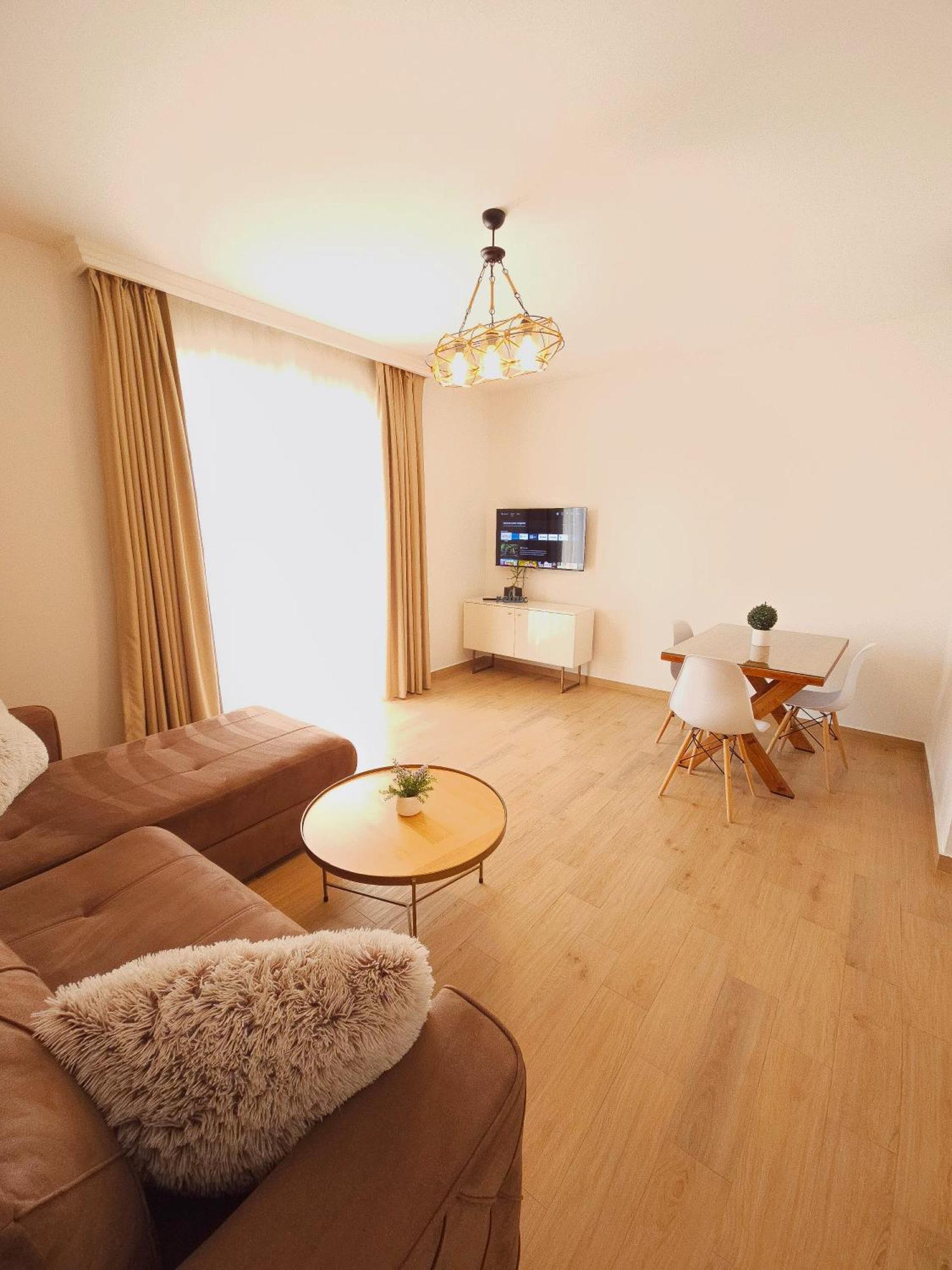 Lacasa Apartments & Restaurant أولتْسي المظهر الخارجي الصورة