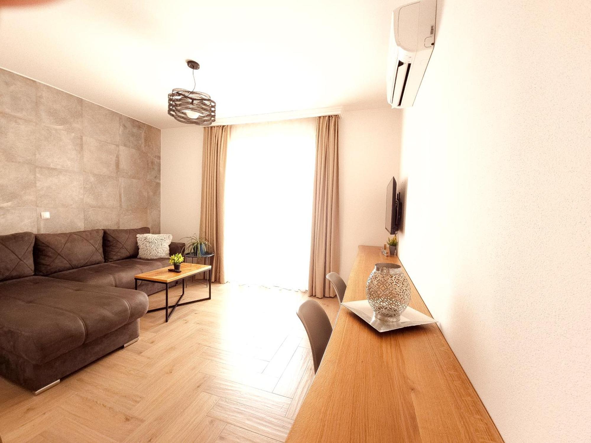 Lacasa Apartments & Restaurant أولتْسي المظهر الخارجي الصورة