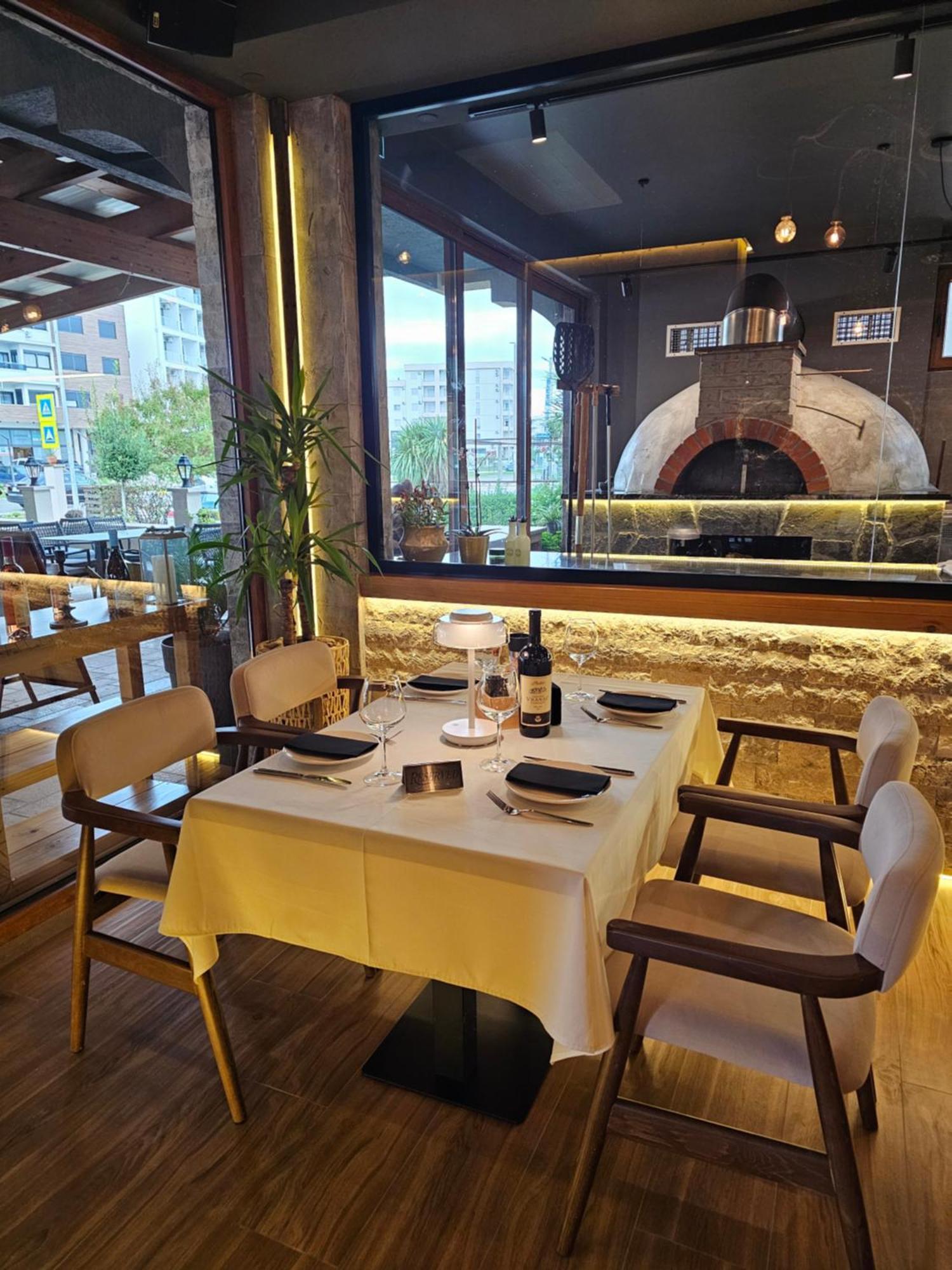 Lacasa Apartments & Restaurant أولتْسي المظهر الخارجي الصورة
