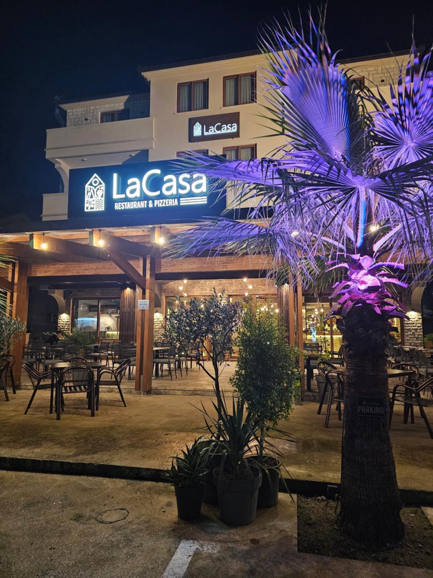 Lacasa Apartments & Restaurant أولتْسي المظهر الخارجي الصورة